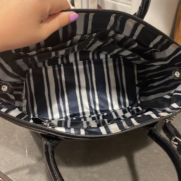 Grace Adele Black Patent Leather Purse with Strap - Picture 10 of 11